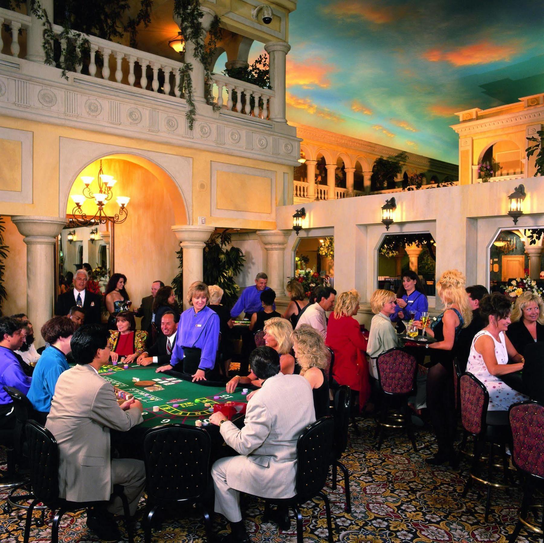 Sunset Station Hotel Casino Henderson Bagian luar foto